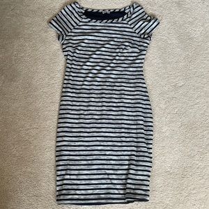 Maternity dress, excellent condition, size Small